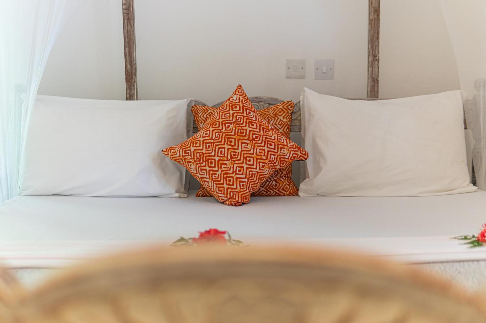 Mr Kahawa Hotel ปาเยอ ภายนอก รูปภาพ