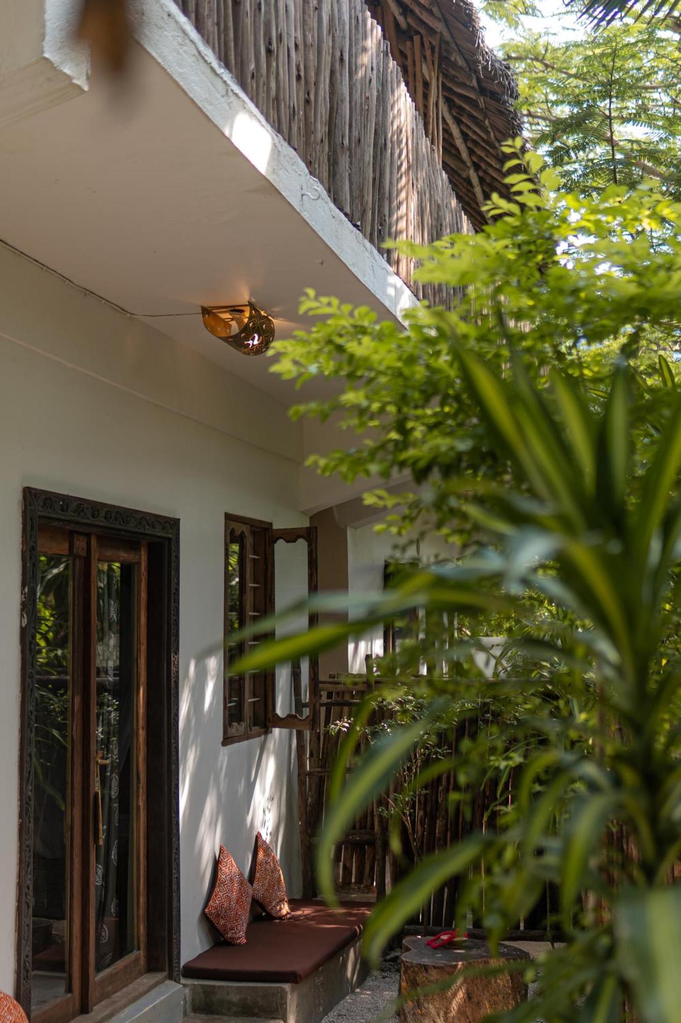 Mr Kahawa Hotel ปาเยอ ภายนอก รูปภาพ